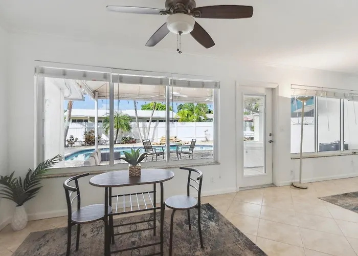 Chic Fort Lauderdale House With Private Pool